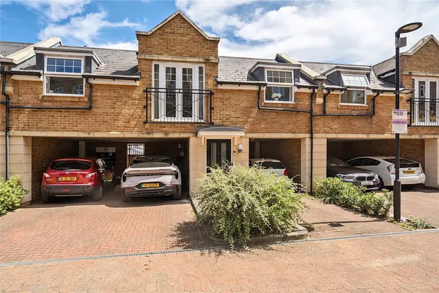 Jefferson Place, Bromley, BR2, photo 1