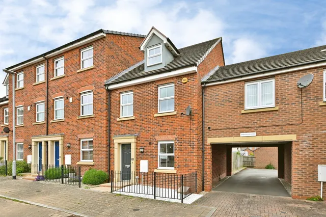 Cherwell Gardens, Bingham, Nottingham, photo 1
