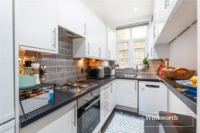 Eversleigh Road, Finchley, London, N3, photo 1