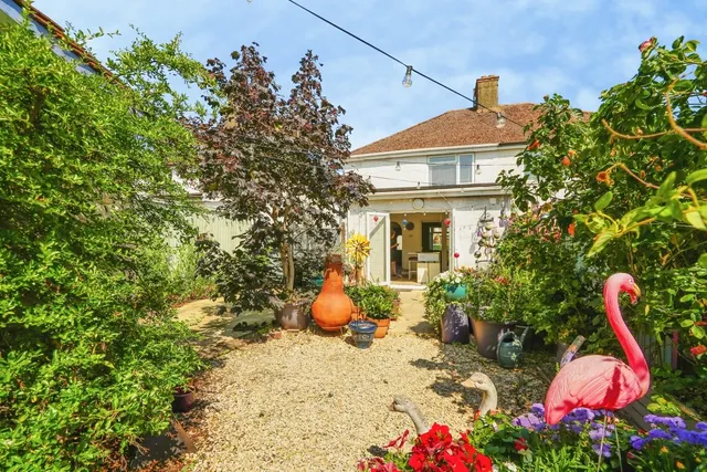 Photo 2 — Gaisford Road, Oxford, Oxfordshire, OX4