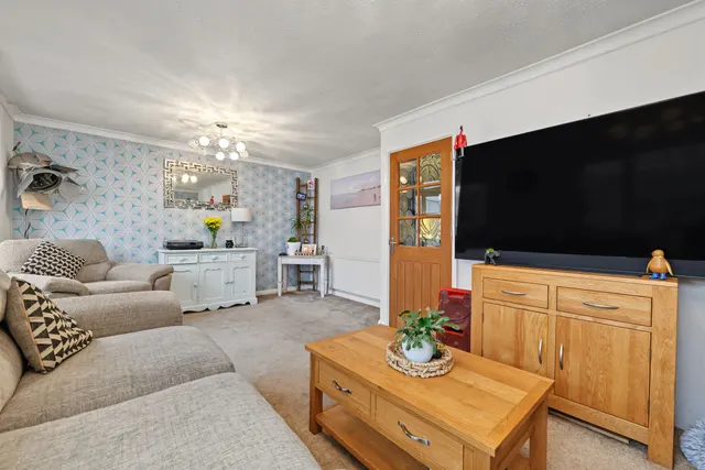 Cromwell Road, Great Glen, LE8, photo 1