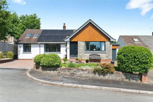 Charter Close, Tiverton, EX16, photo 1
