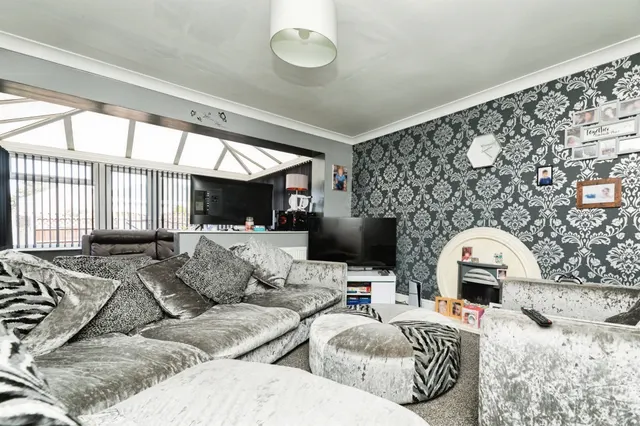 St. Johns Close, Rotherham, S65, photo 2