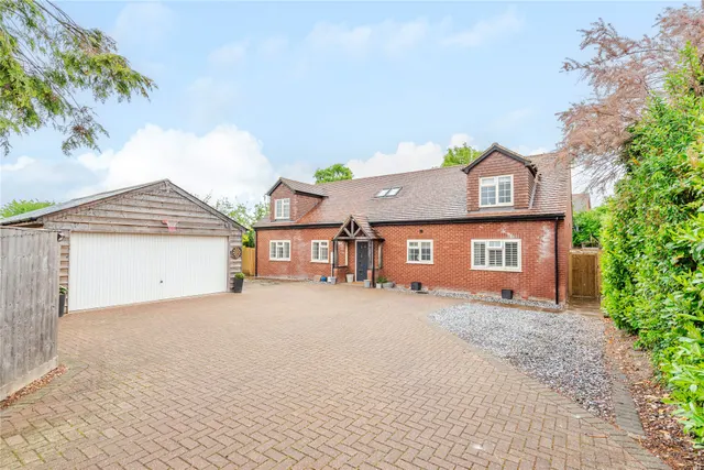Green End Street, Aston Clinton, HP22, photo 1