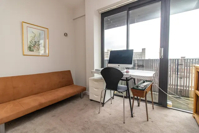 Lee Circle, Metropolitan Apartments, LE1, photo 1