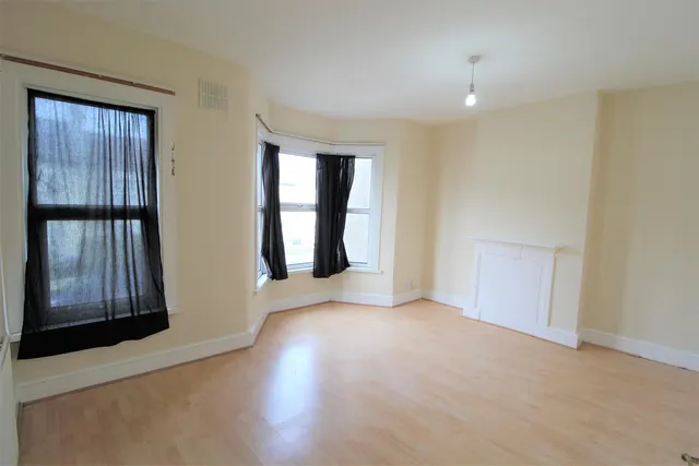 Lucerne Road, Thornton Heath, CR7, photo 2