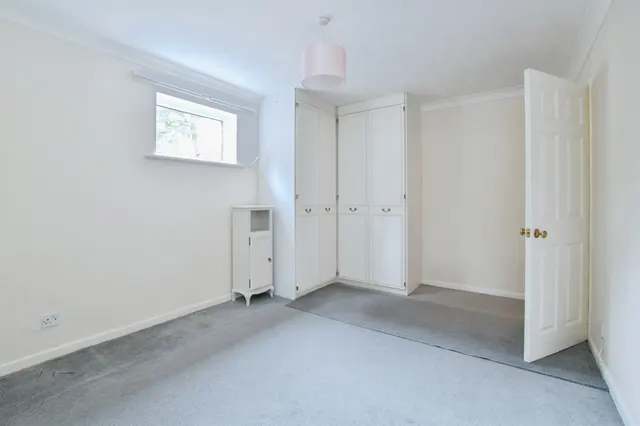 Church Road, Ferndown, photo 1