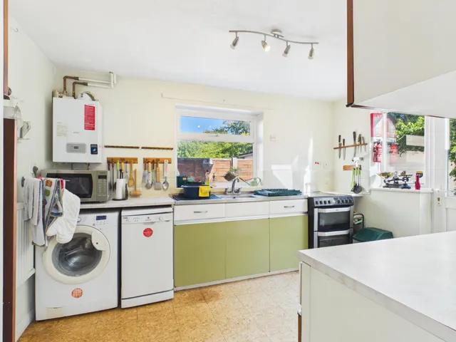 Tennyson Avenue, Hitchin, SG4, photo 3