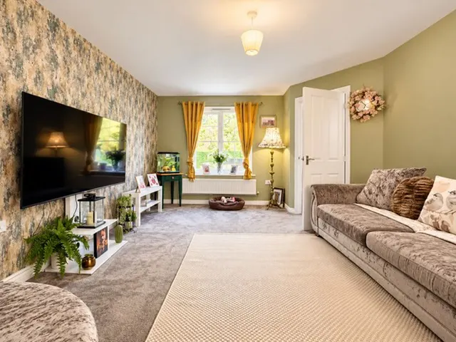 Woodland Mews, Great Barr, B42, photo 2