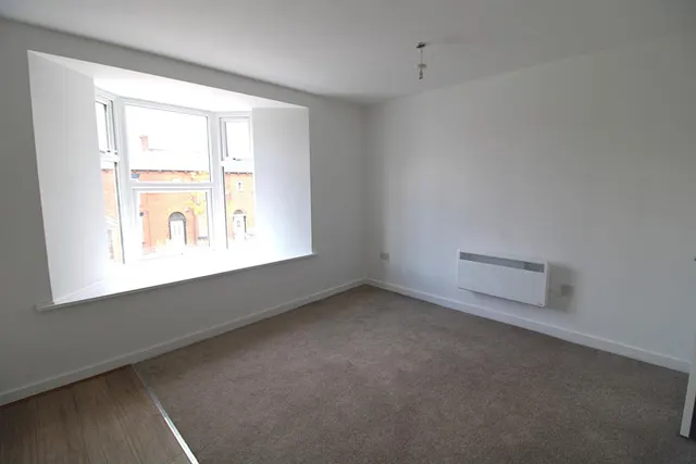 Duke Street, Failsworth, M35, photo 3