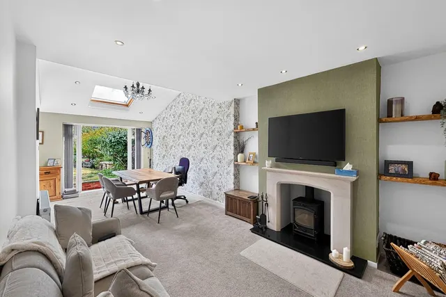 Photo 3 — Bedford Drive, Timperley, Cheshire WA15 7XB