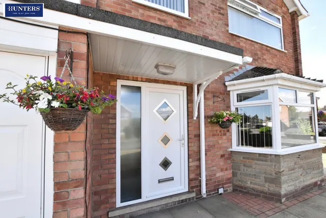 Emmanuel Drive, Scunthorpe, photo 1