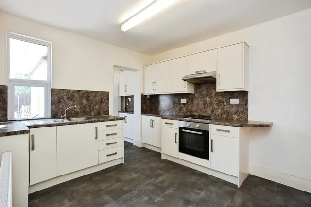 Lodge Road, Tonbridge, TN9, photo 2