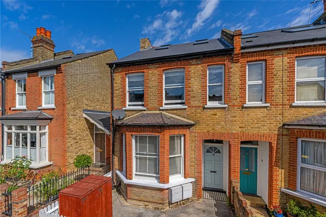 Sunnyside Road, Teddington, TW11 0RT, photo 1