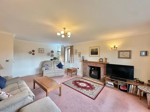 Burghill, Hereford, photo 3