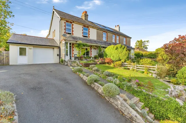 Plymouth Road, Buckfastleigh, TQ11, photo 1