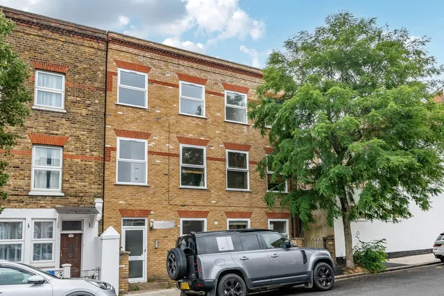 Whateley Road, SE22, photo 1