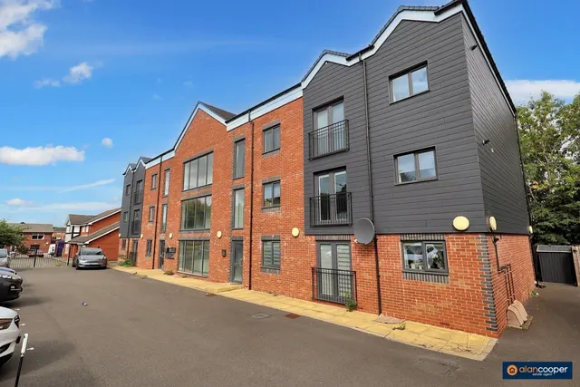 Kingswood Road, Nuneaton, CV10, photo 1