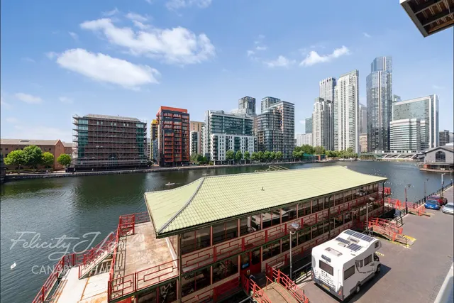 Baltimore Wharf, London, E14, photo 2