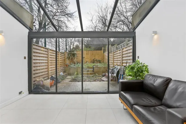 Photo 2 — Trecastle Way, London