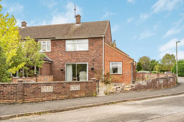 Lodden Close, Bicester, photo 1