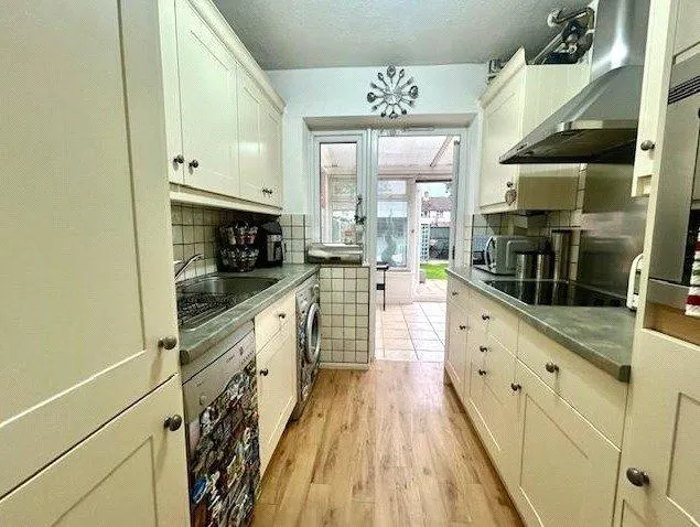 Elgin Avenue, Ashford, TW15, photo 3