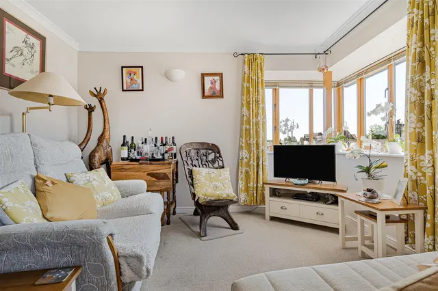 Station Street, Saffron Walden, CB11, photo 2