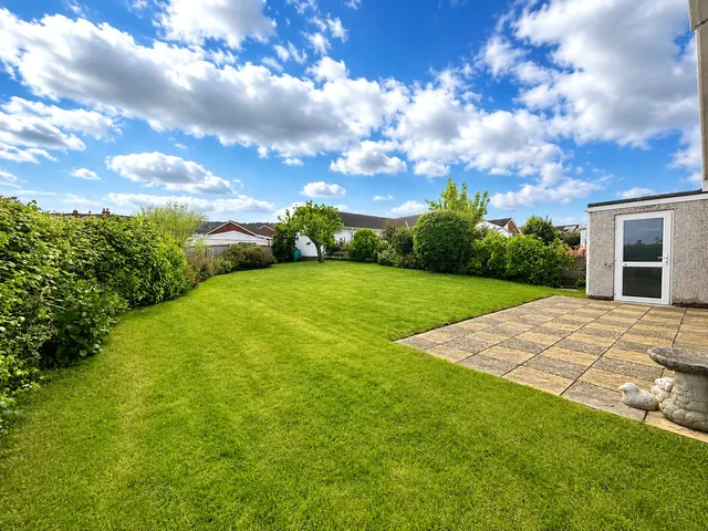 Windsor Close, Minehead, TA24, photo 3