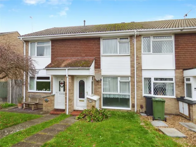 Noble Road, Hedge End, SO30, photo 1