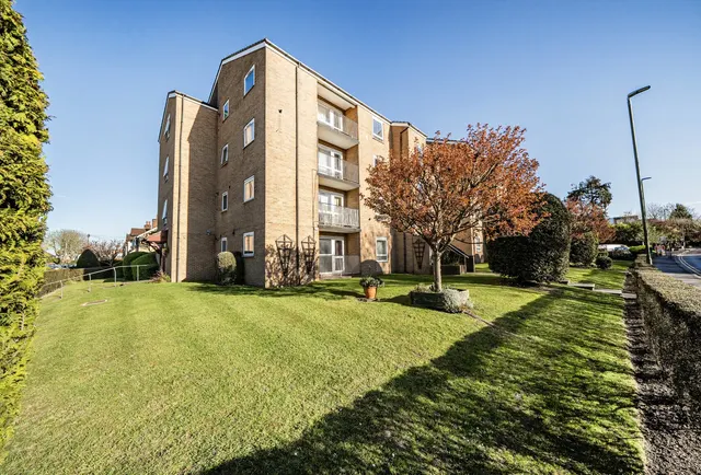 Avenue Road, Wallington, SM6 9QF, photo 1