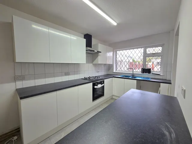 Carnarvon Road, Gosport, PO12, photo 2