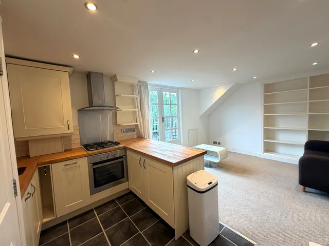 Burton Avenue, West Didsbury, M20, photo 1