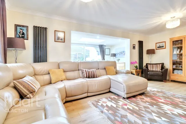 Alpha Road, Clacton-On-Sea, CO16, photo 3