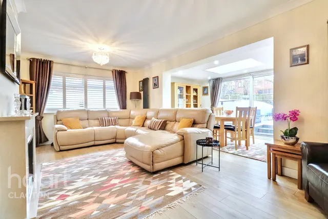 Alpha Road, Clacton-On-Sea, CO16, photo 2