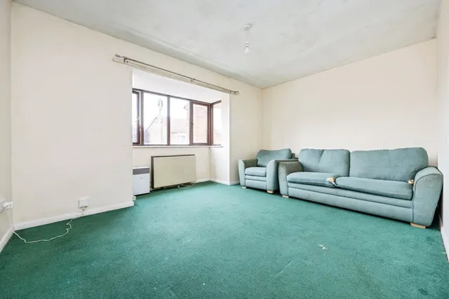 Photo 3 — St. Leonards Avenue, Bedford, Bedfordshire, MK42