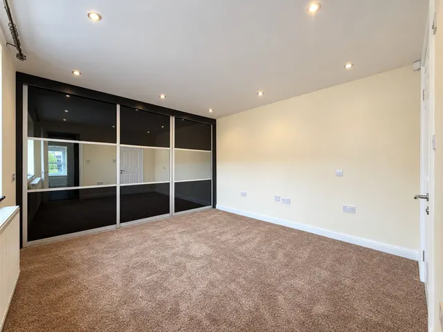 Longsight Lane, Cheadle, photo 2