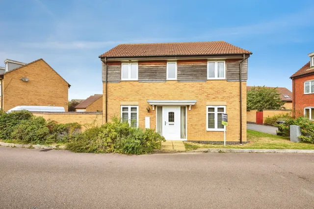 Brooker Avenue, Peterborough, PE4, photo 1