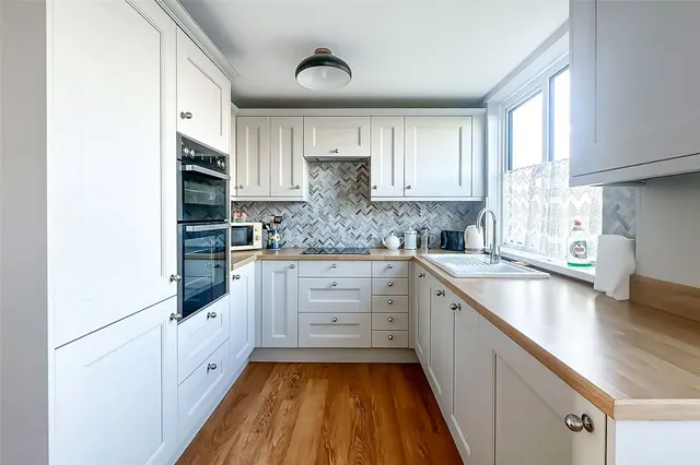 Rustington, Littlehampton, BN16, photo 2