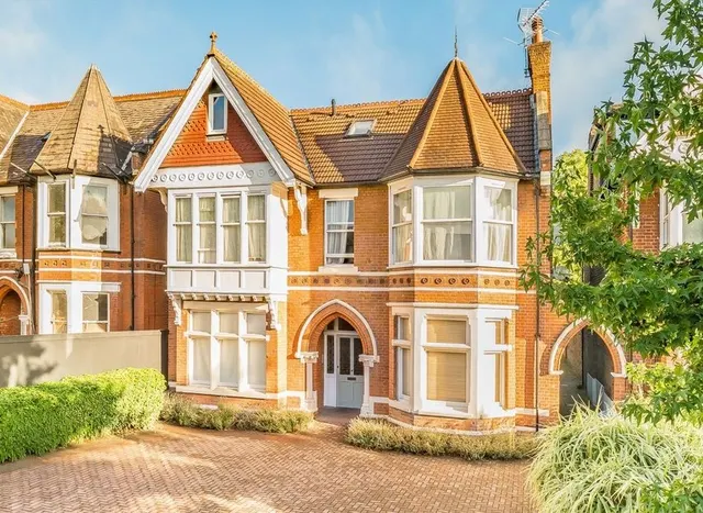 Gordon Road, Ealing, W5