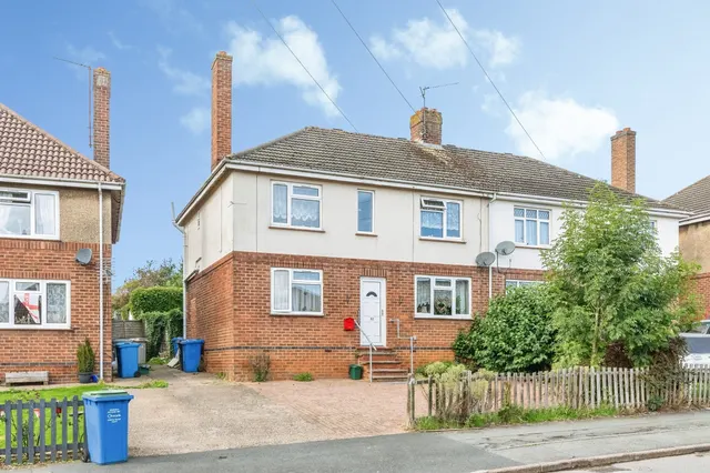 Highfield Road, Kettering, NN15, photo 1