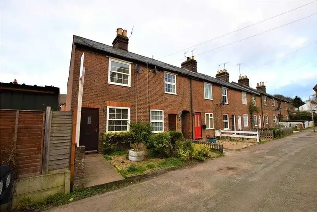 George Street, CHESHAM, photo 1