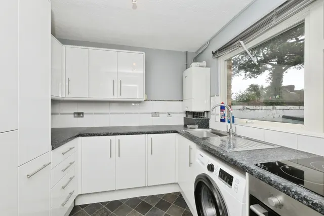 Photo 2 — The Precinct, Broxbourne