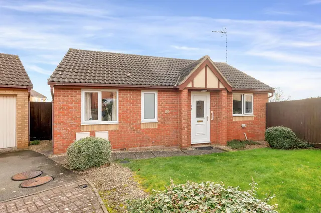 Hilltop Drive, Oakham, LE15, photo 1