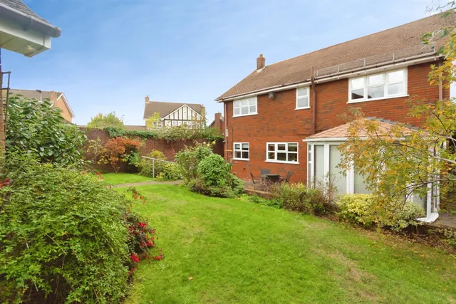 Abberton Grove, Shirley, B90, photo 3