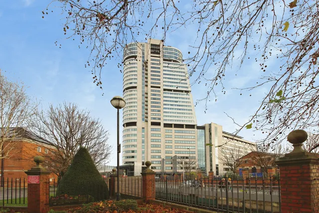 Water Lane, Leeds, LS11, photo 1