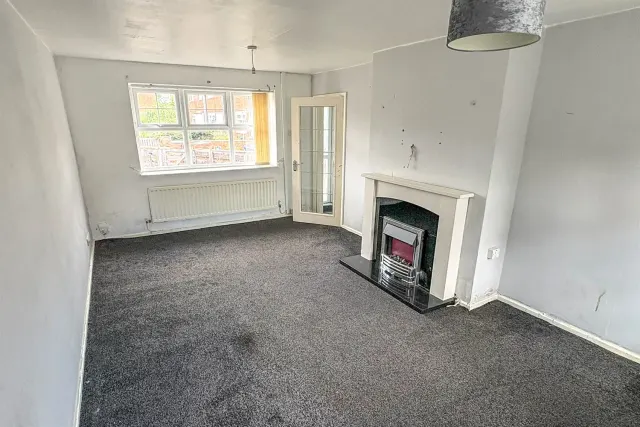 Lawrence Avenue, South Shields, NE34, photo 2
