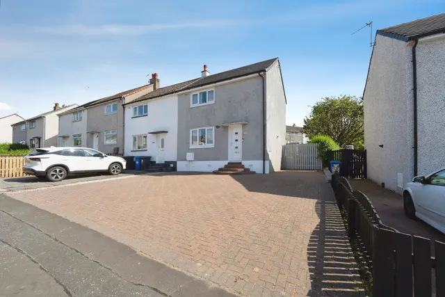 Simpson Drive, Saltcoats, photo 1