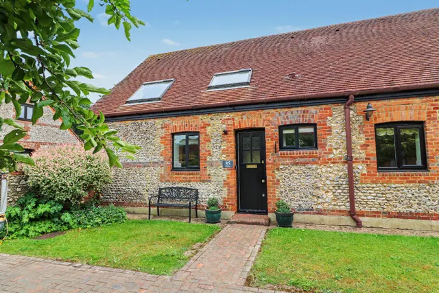Glebe Road, Dorking, RH4, photo 2