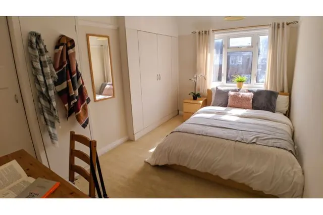 Freeburn Causeway, Coventry, CV4, photo 3
