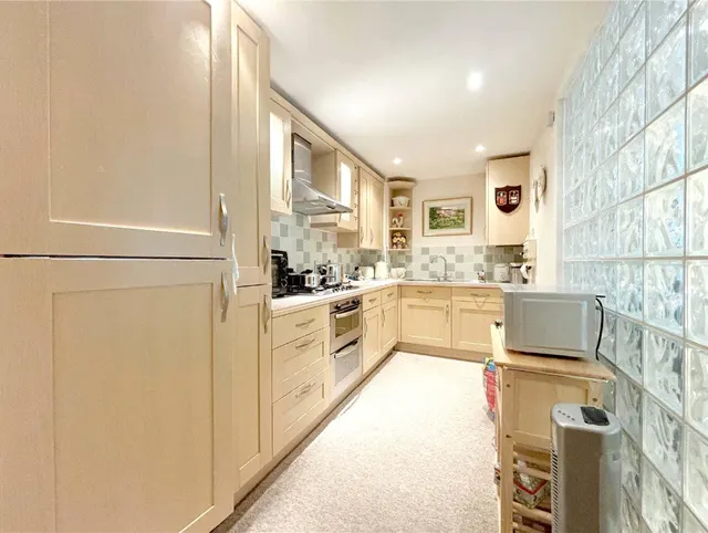 Photo 2 — Wessex Grange, Reading Road, Sherfield-on-Loddon, Hook, RG27 0ER